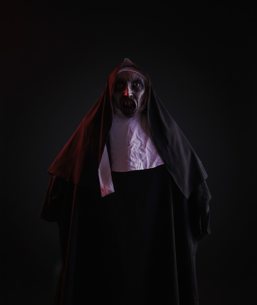 The nun detail 2