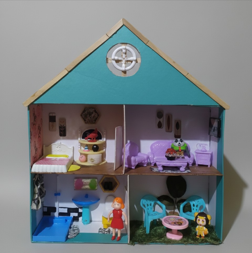 Doll house  detail 2